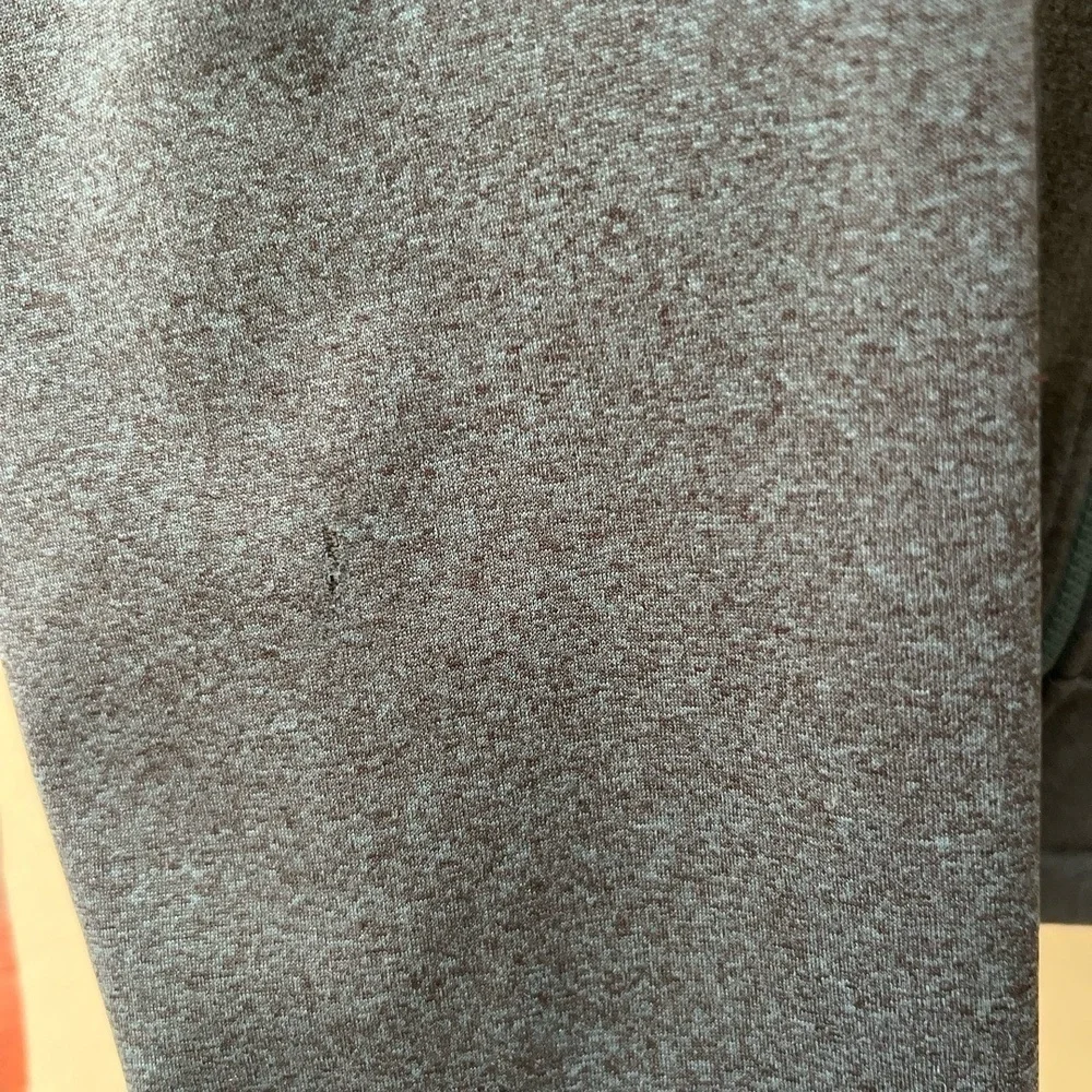 The North Face Mens Large Dark Grey Heather Full Zip Windwall Soft Shell Jacket
